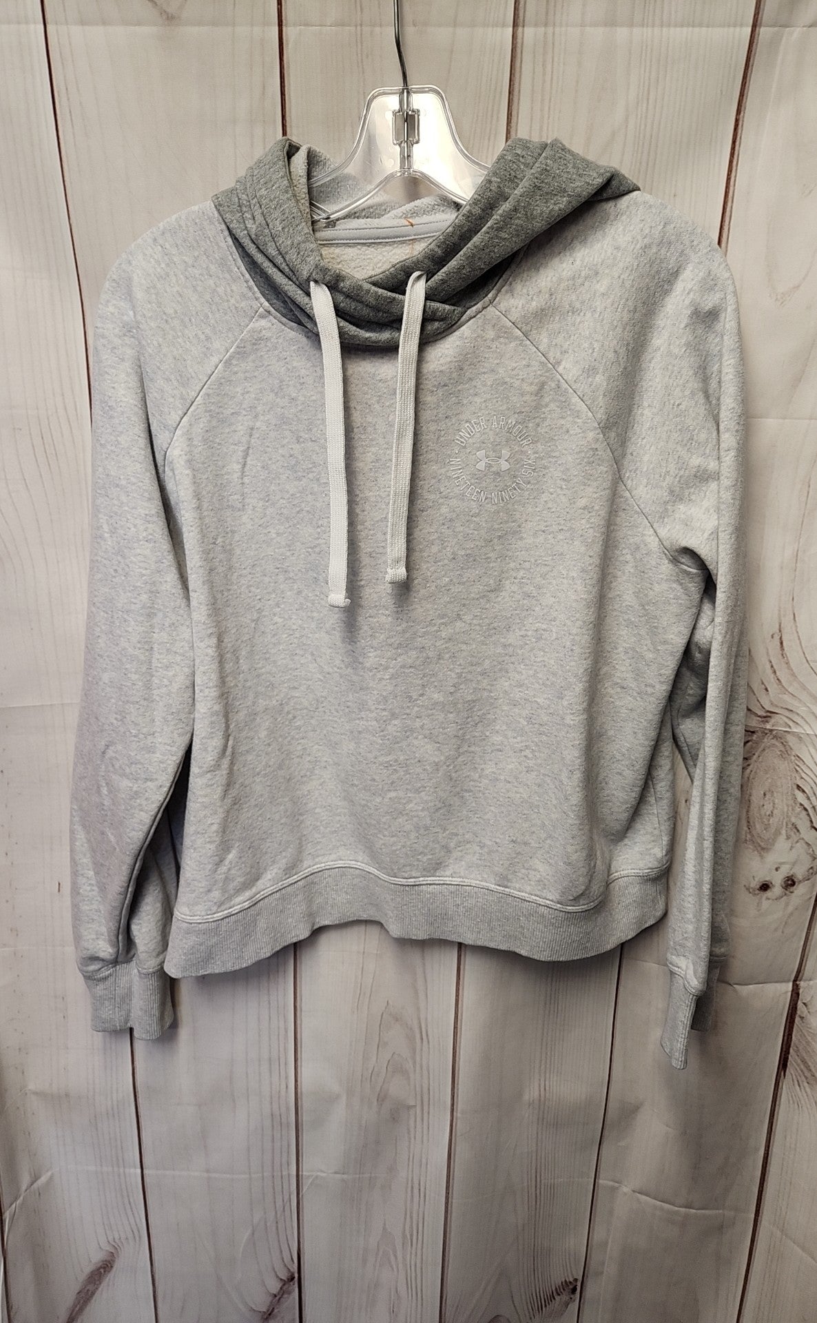 Under Armour Women's Size M Gray Hooded Sweatshirt