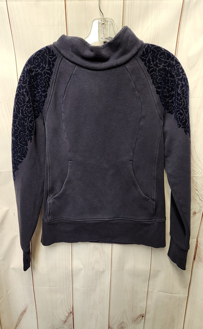 Lululemon Women's Size M Navy Sweatshirt