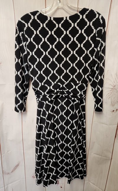 White House Black Market Women's Size 10 Black Dress