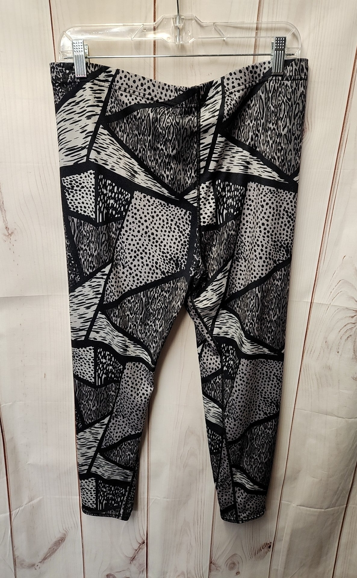 Hue Women's Size XL Gray Animal Print Leggings