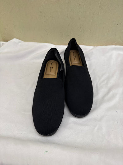Me Too Women's Size 10 Black Flats Shoes