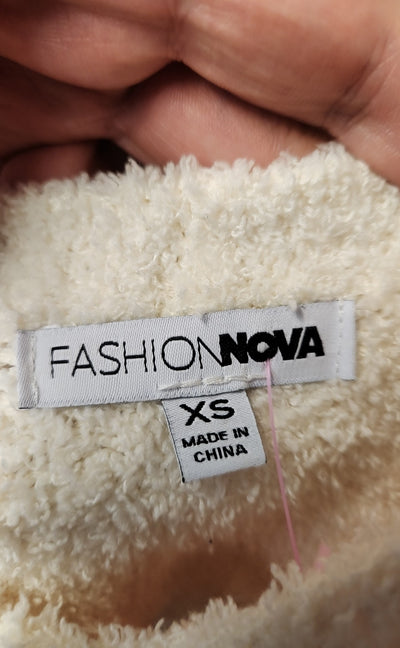 Fashion Nova Women's Size XS White Sleeveless Top