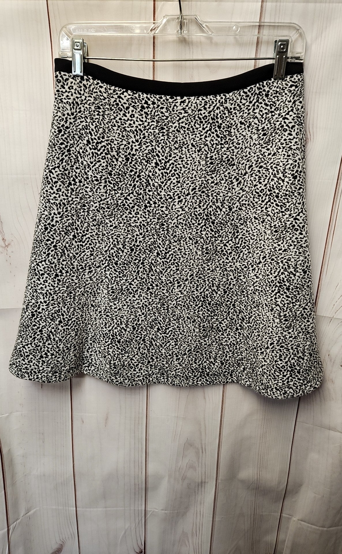 Calvin Klein Women's Size 4 White & Black Animal Print Skirt