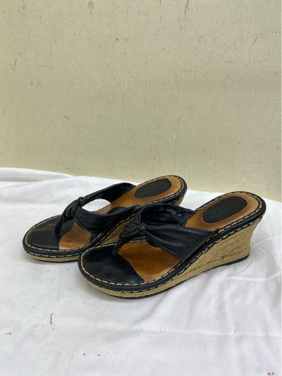 Born Women's Size 6 Black Sandals