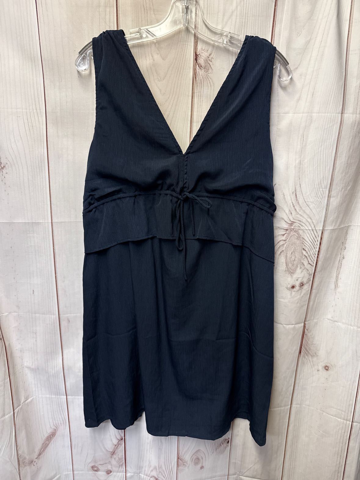 Shop the Cue Women's Size L Navy Dress