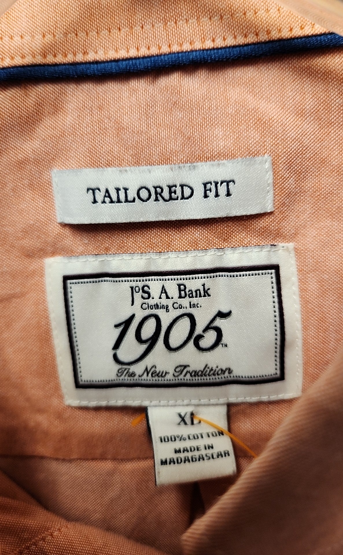 Jos A Bank Men's Size XL Peach Shirt