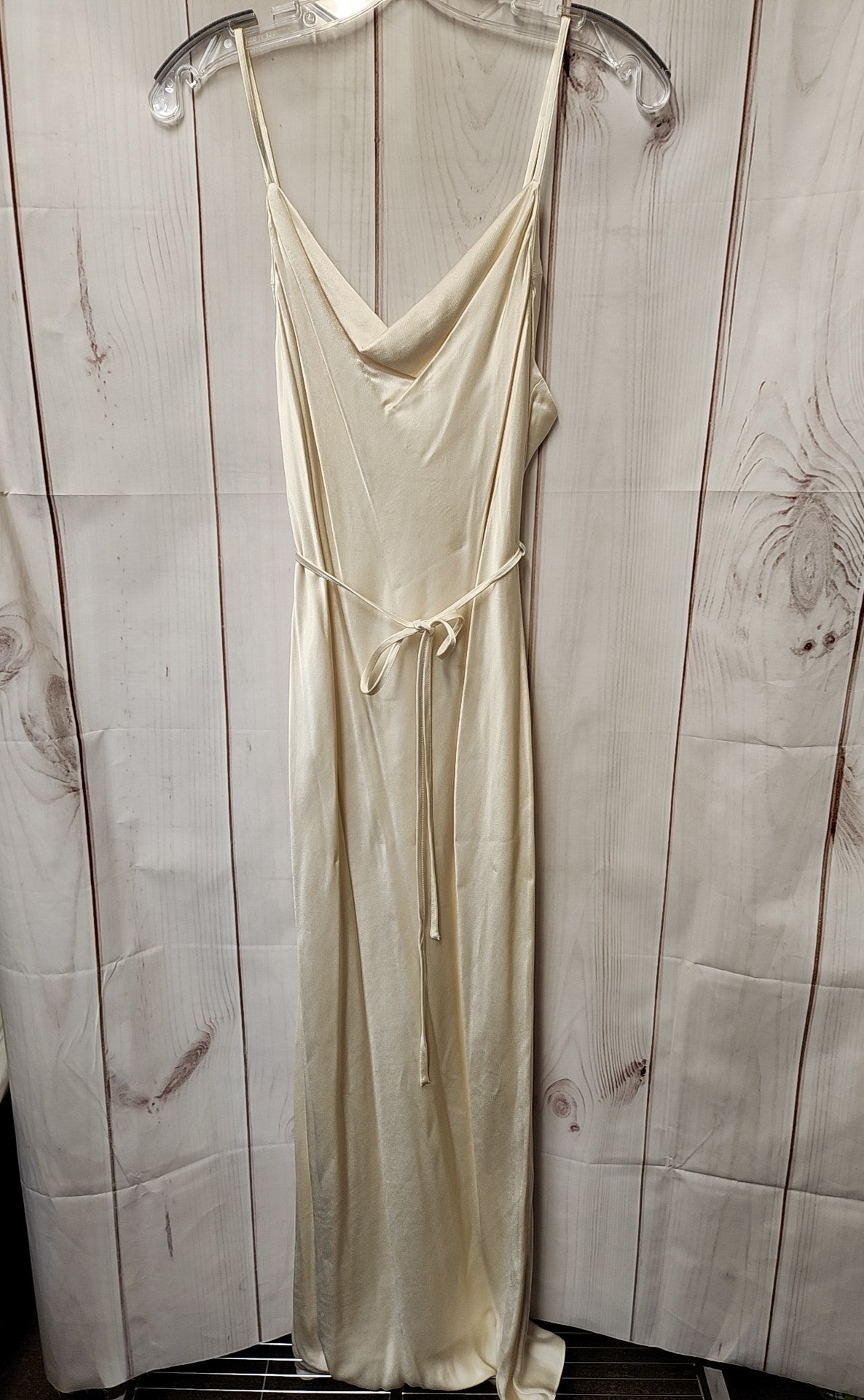 Shona Joy Women's Size 6 Beige Dress
