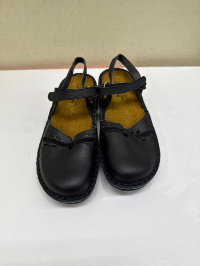 Naot Women's Size 38 = 7-1/2 Black Flats