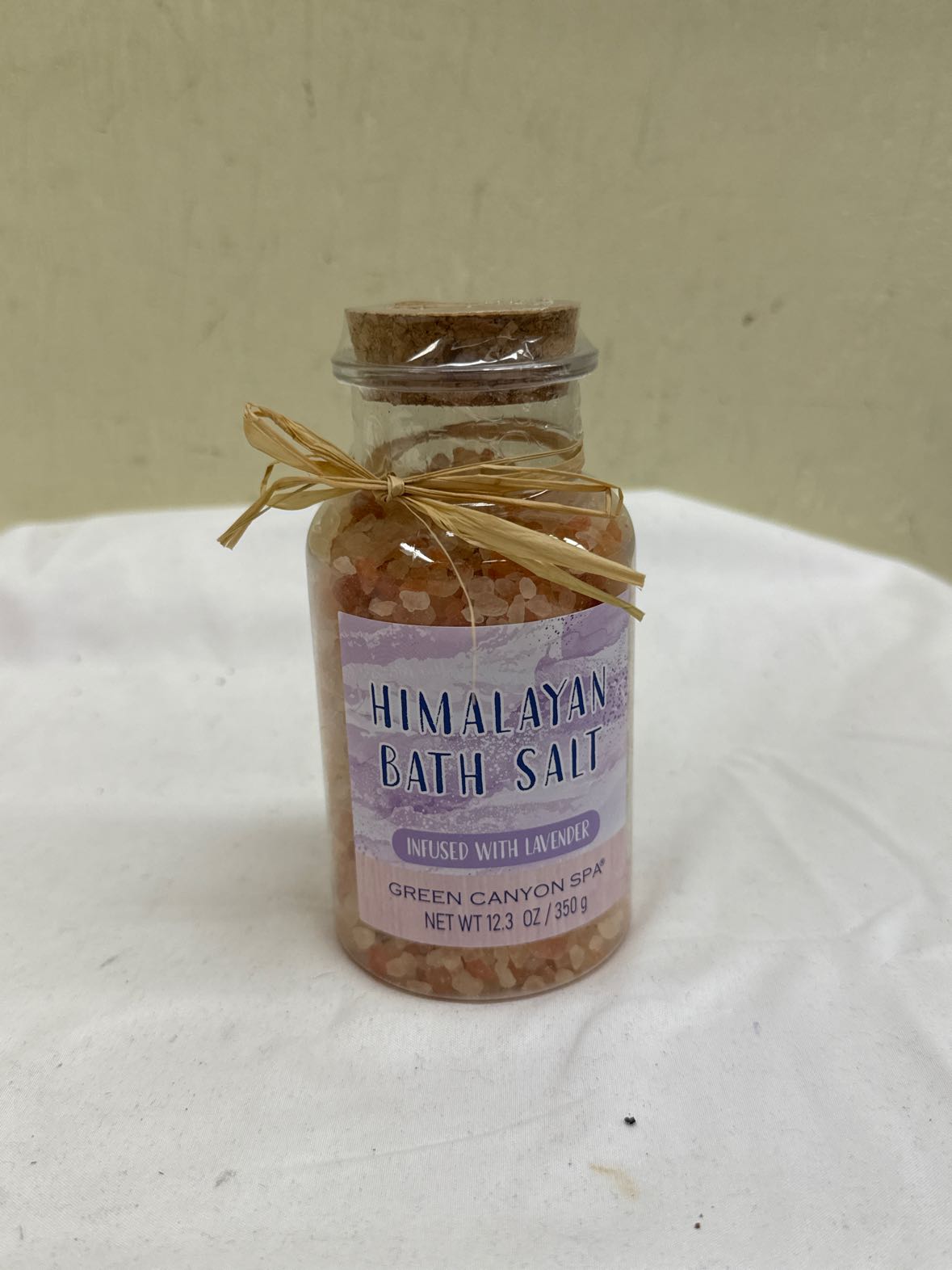 Himalayan Bath Salt w/ Lavender 12.3oz Cosmetic