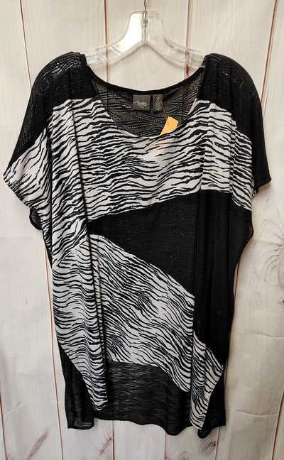 Chico's Travelers Women's Size 3 = US XL White & Black Poncho