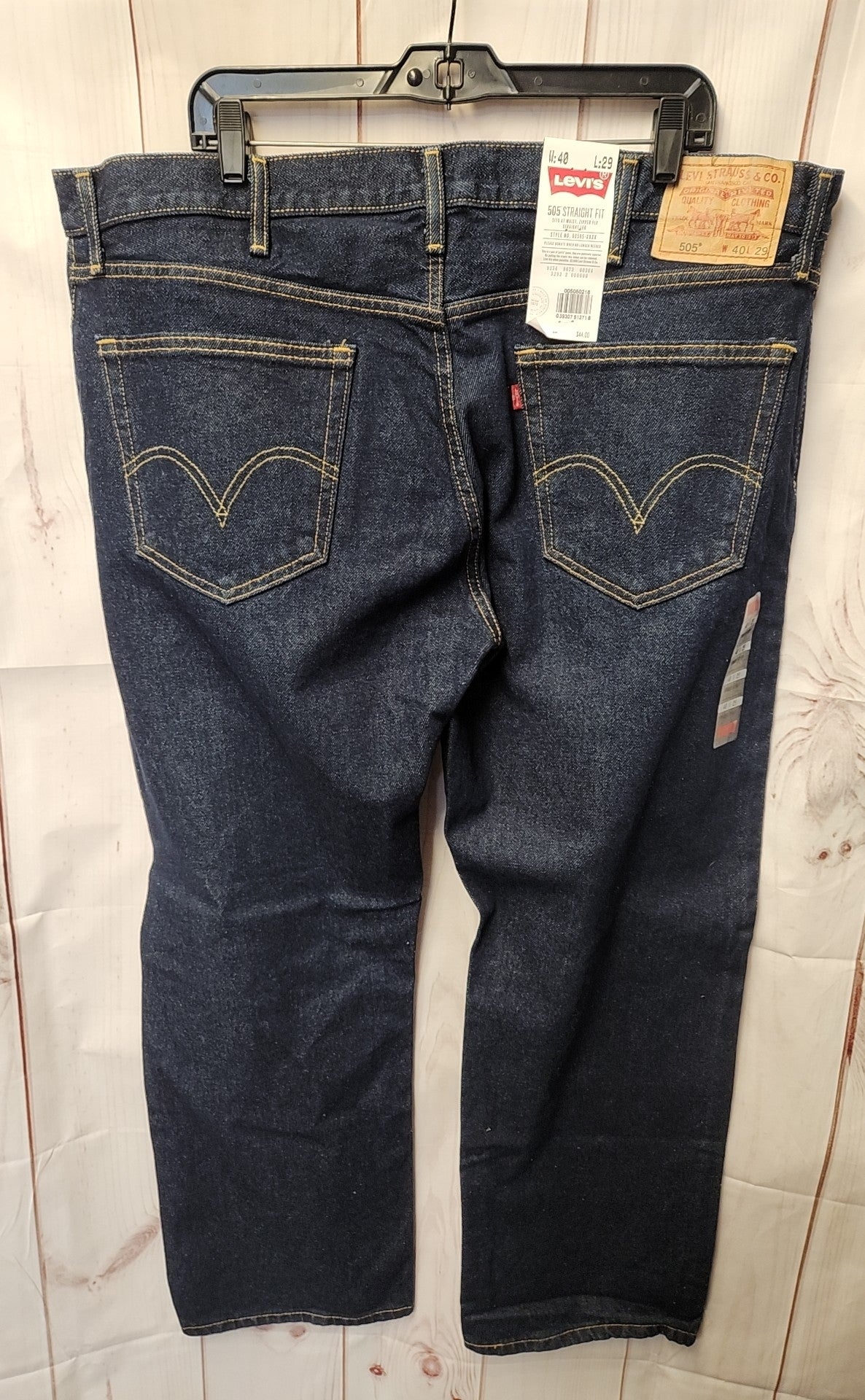 NWT Levis Men's Size 40x29 Blue Jeans 505 Straight Fit