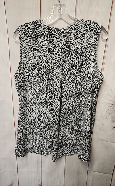 Rachel Zoe Women's Size 1X White & Black Animal Print Sleeveless Top