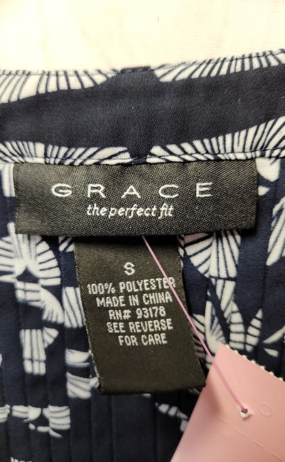 Grace Women's Size S Navy Floral Sleeveless Top