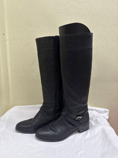 Ann Taylor Women's Size 10 Black Boots Shoes