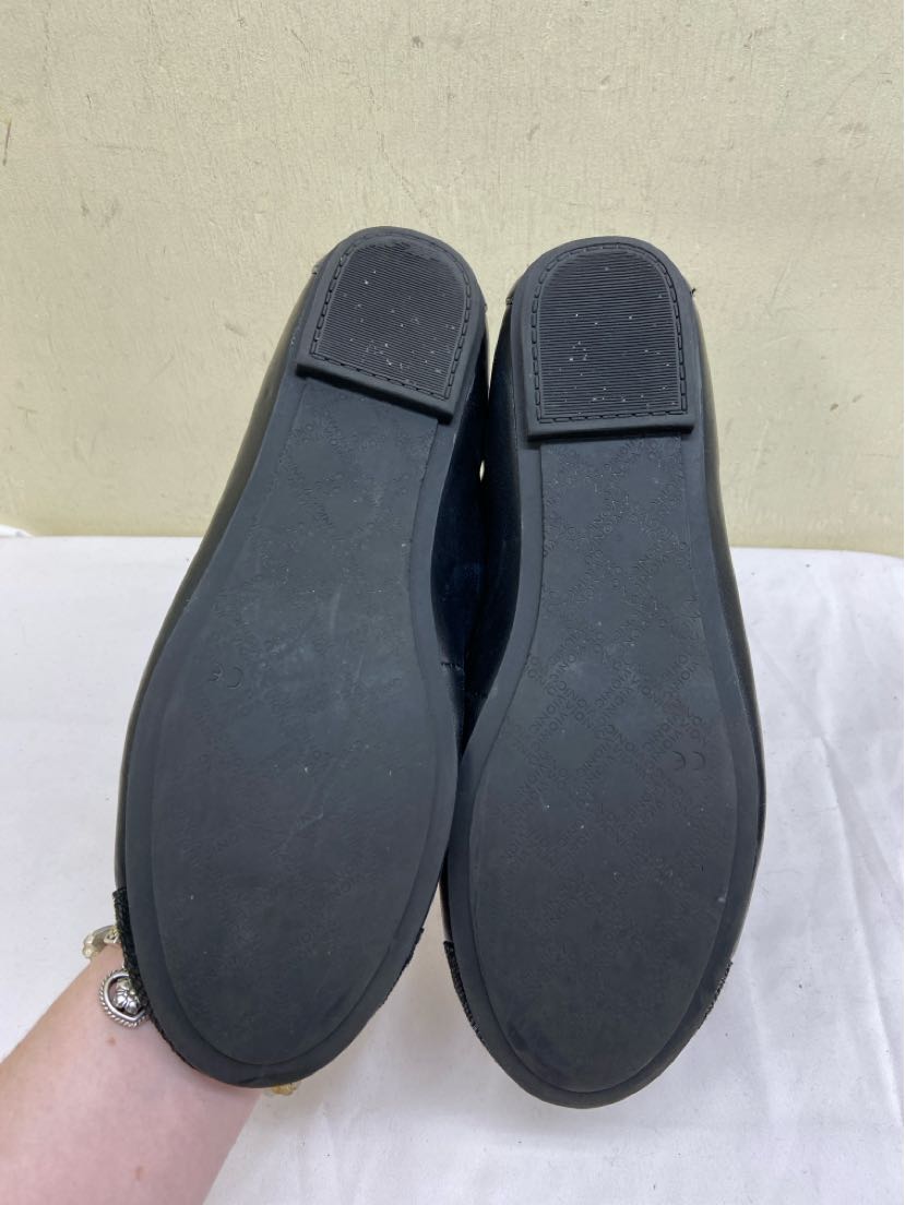 Vionic Women's Size 8-1/2 Black Flats