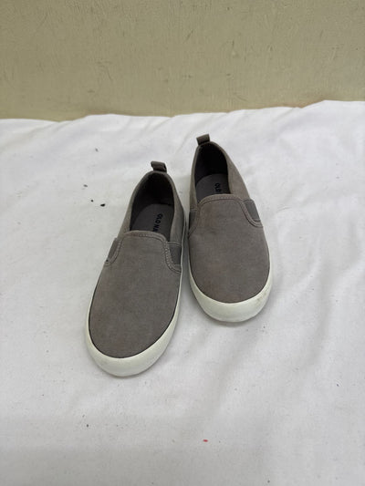 Old Navy Boy's Size 8 Gray Shoes