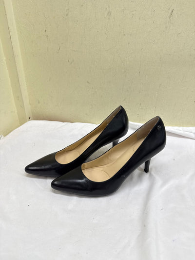 Calvin Klein Women's Size 7-1/2 Black Pumps Shoes