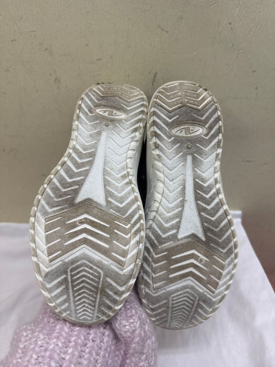 Athletic Works Men's Size 10 Black Sneakers Shoes