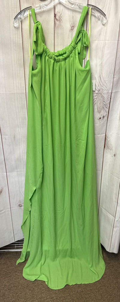 One One Six Women's Size M Green Dress