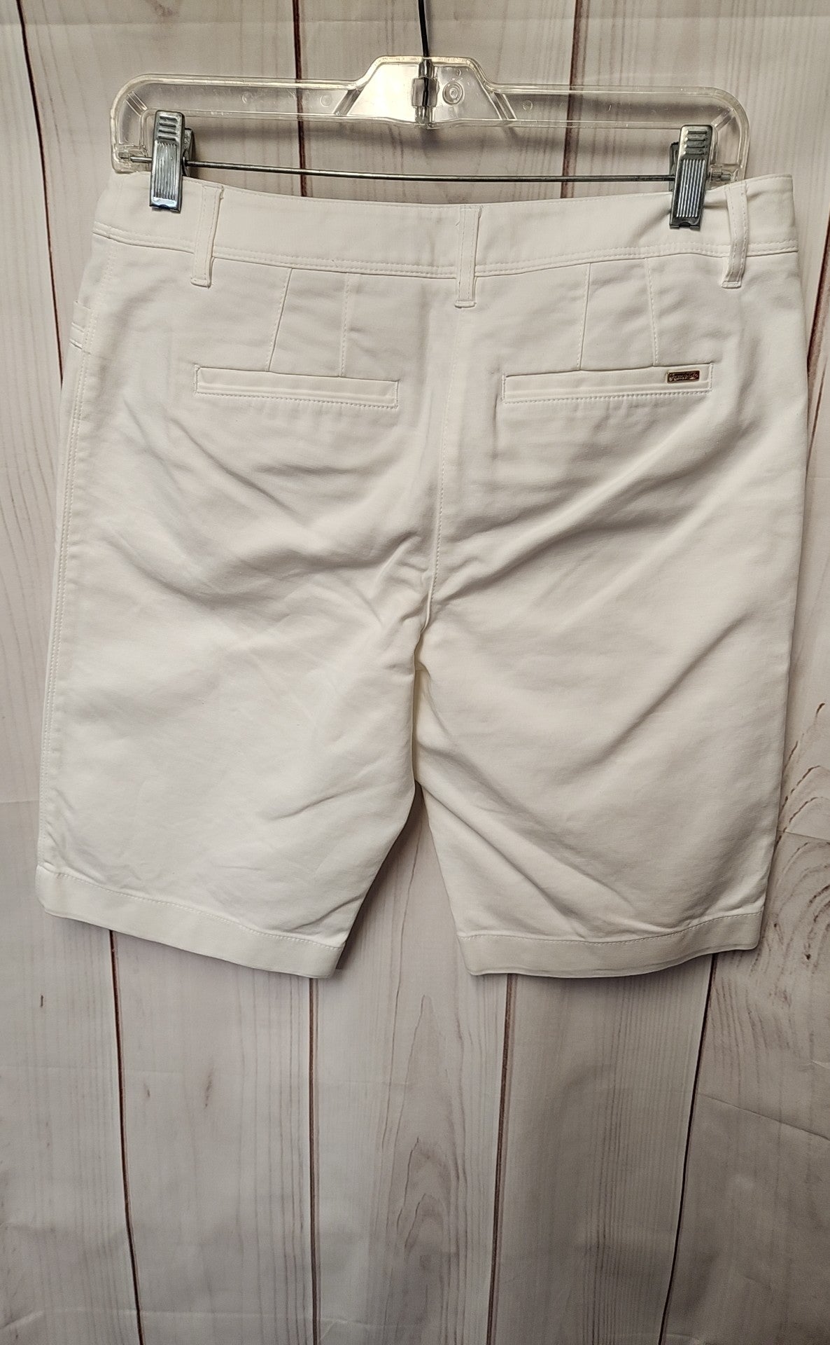 White House Black Market Women's Size 6 White Slim Bermuda Shorts
