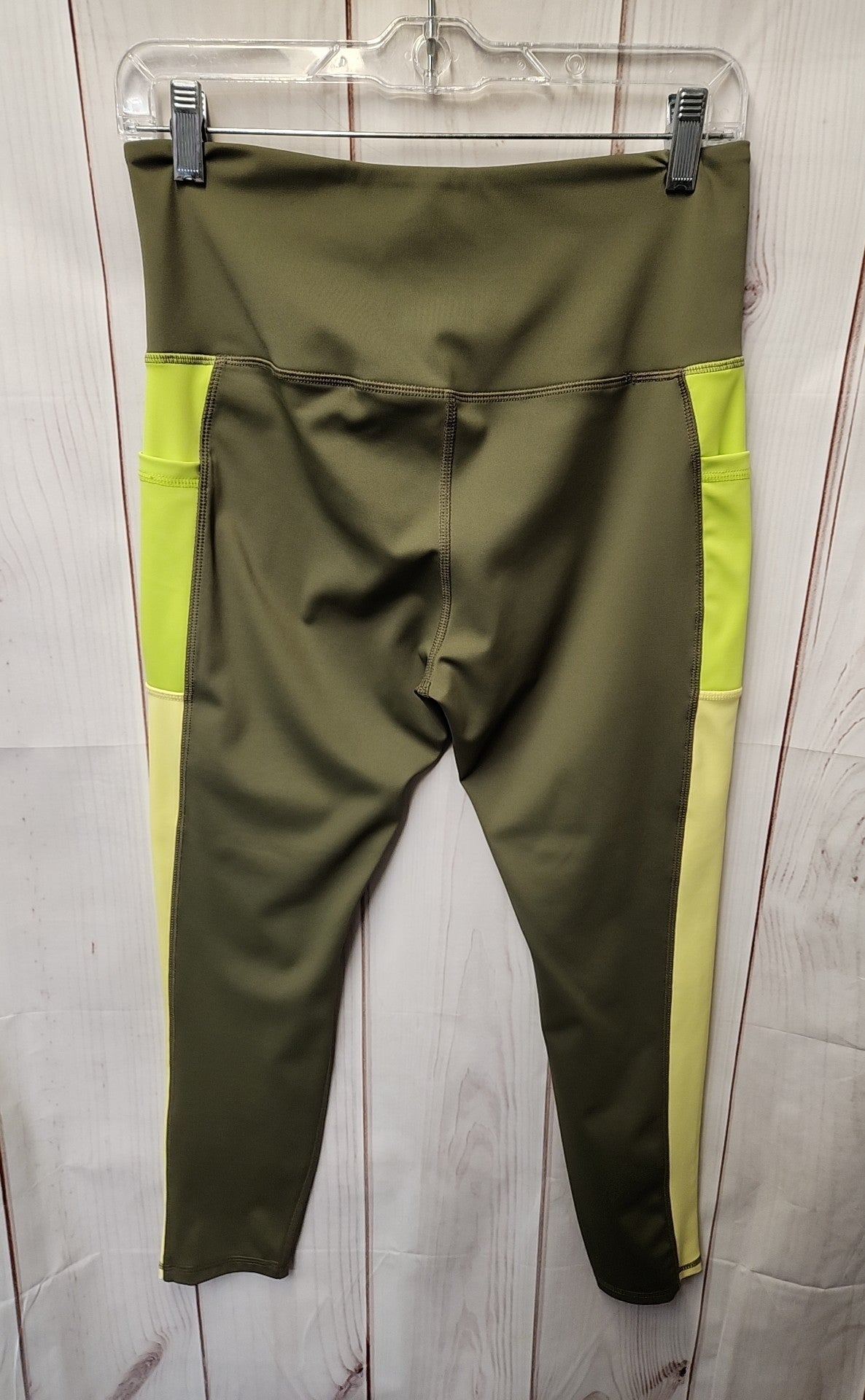 Move Theology Women's Size L Green Leggings