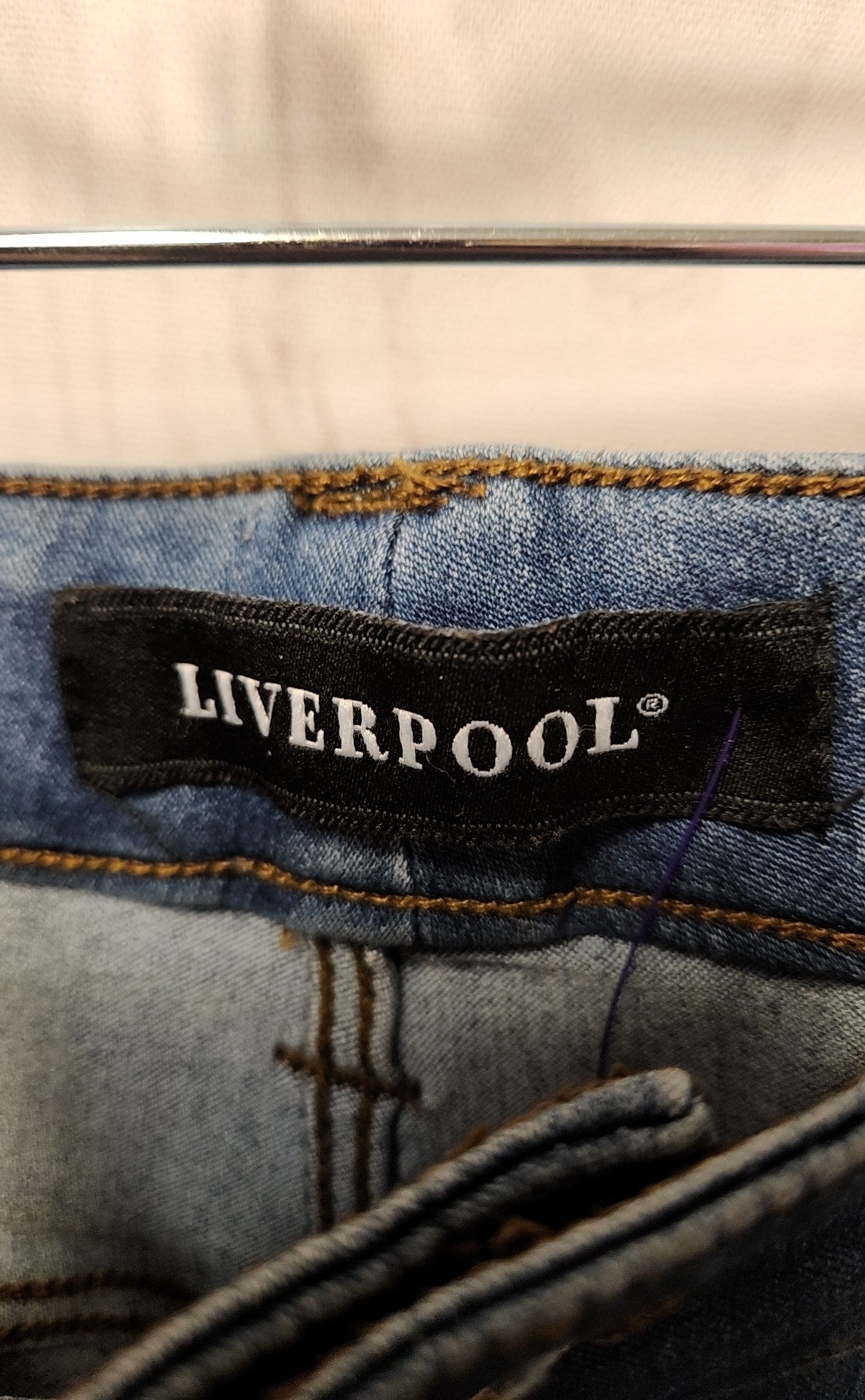 Liverpool Women's Size 30 (9-10) Blue Jeans The High Rise Ankle