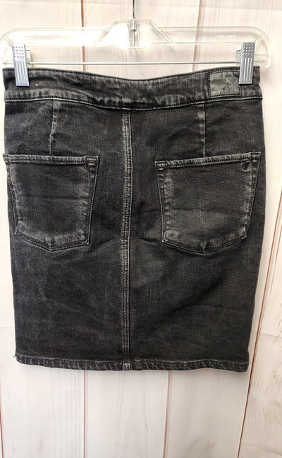 American Eagle Women's Size 6 Black Skirt