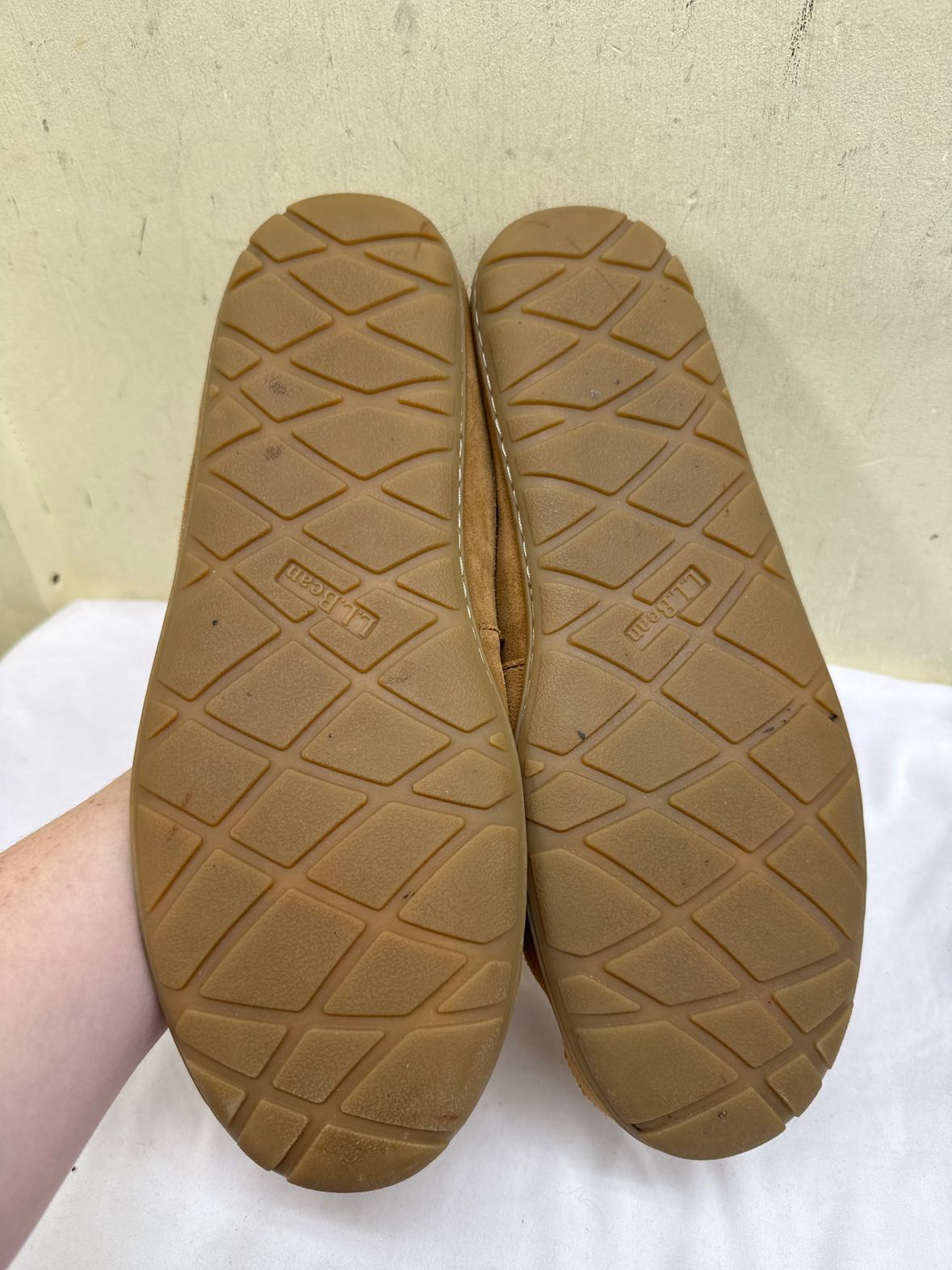 LL Bean Men's Size 13 Tan Slippers
