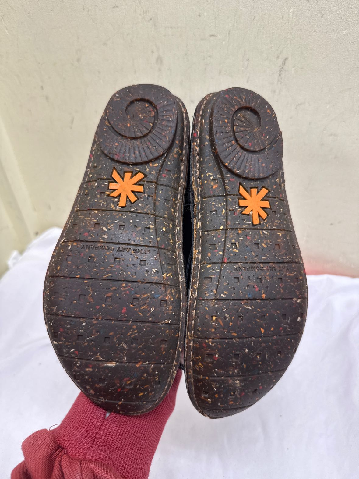 The Art Co.Women's Size 38 = 7-1/2 Black Boots Shoes