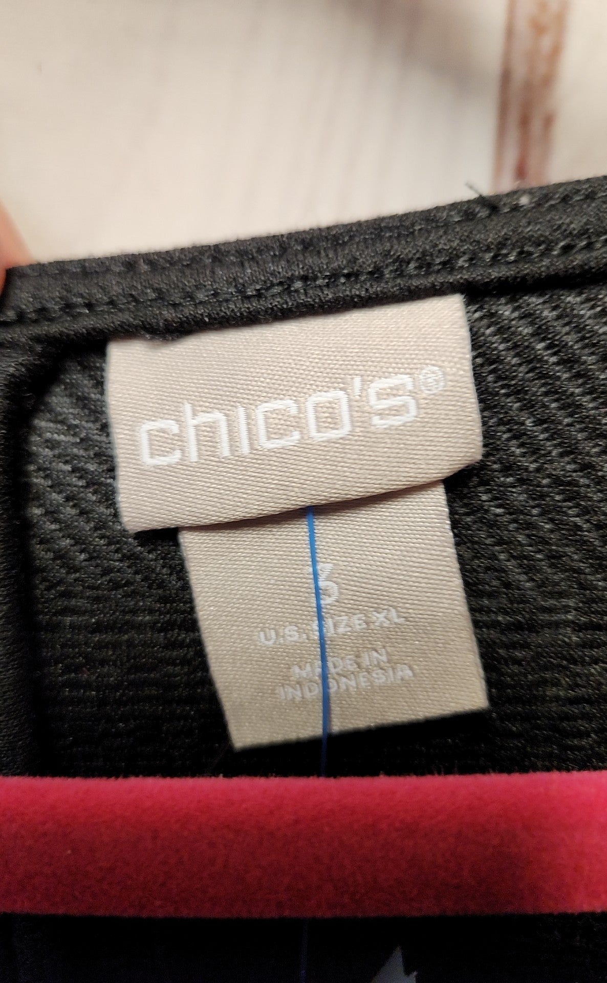 Chico's Women's Size 3 = US XL Black 3/4 Sleeve Top