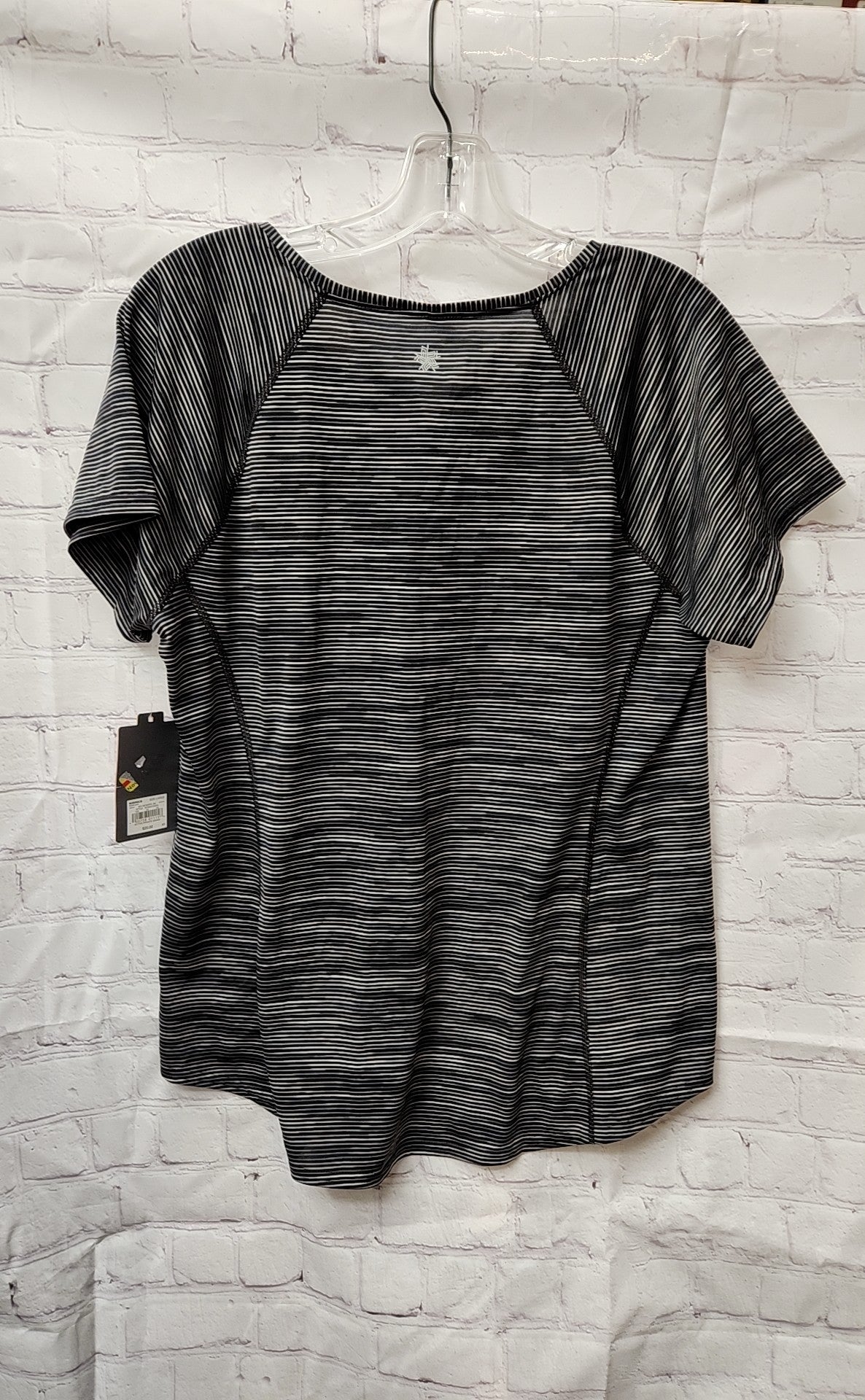 NWT Tek Gear Women's Size L Black Short Sleeve Top