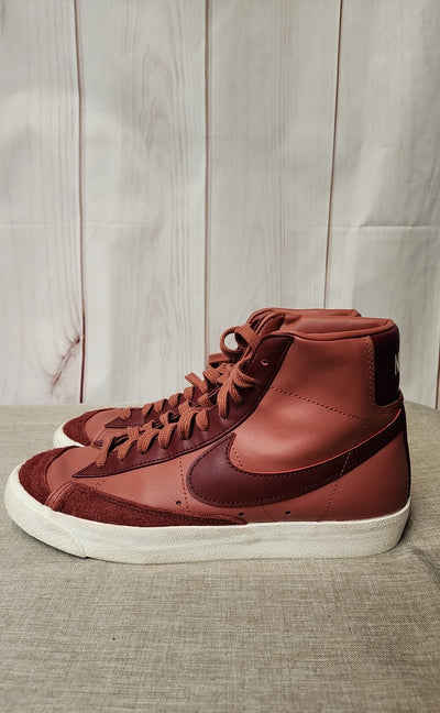 Nike Men's Size 9-1/2 Red Shoes