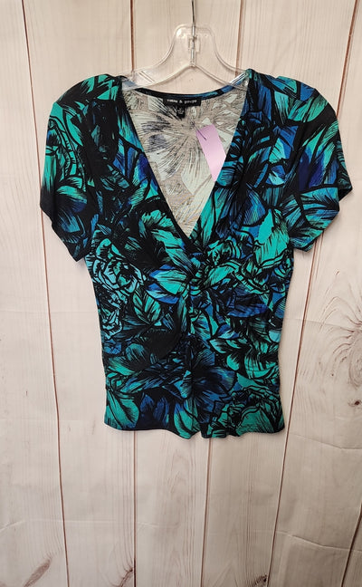 Cable & Gauge Women's Size M Blue & Green Floral Short Sleeve Top