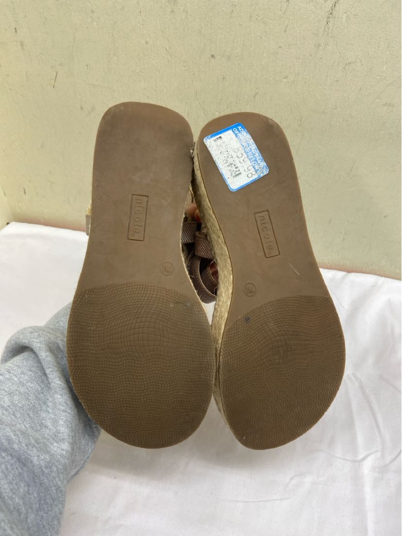 Nicole Women's Size 7 Tan Sandals