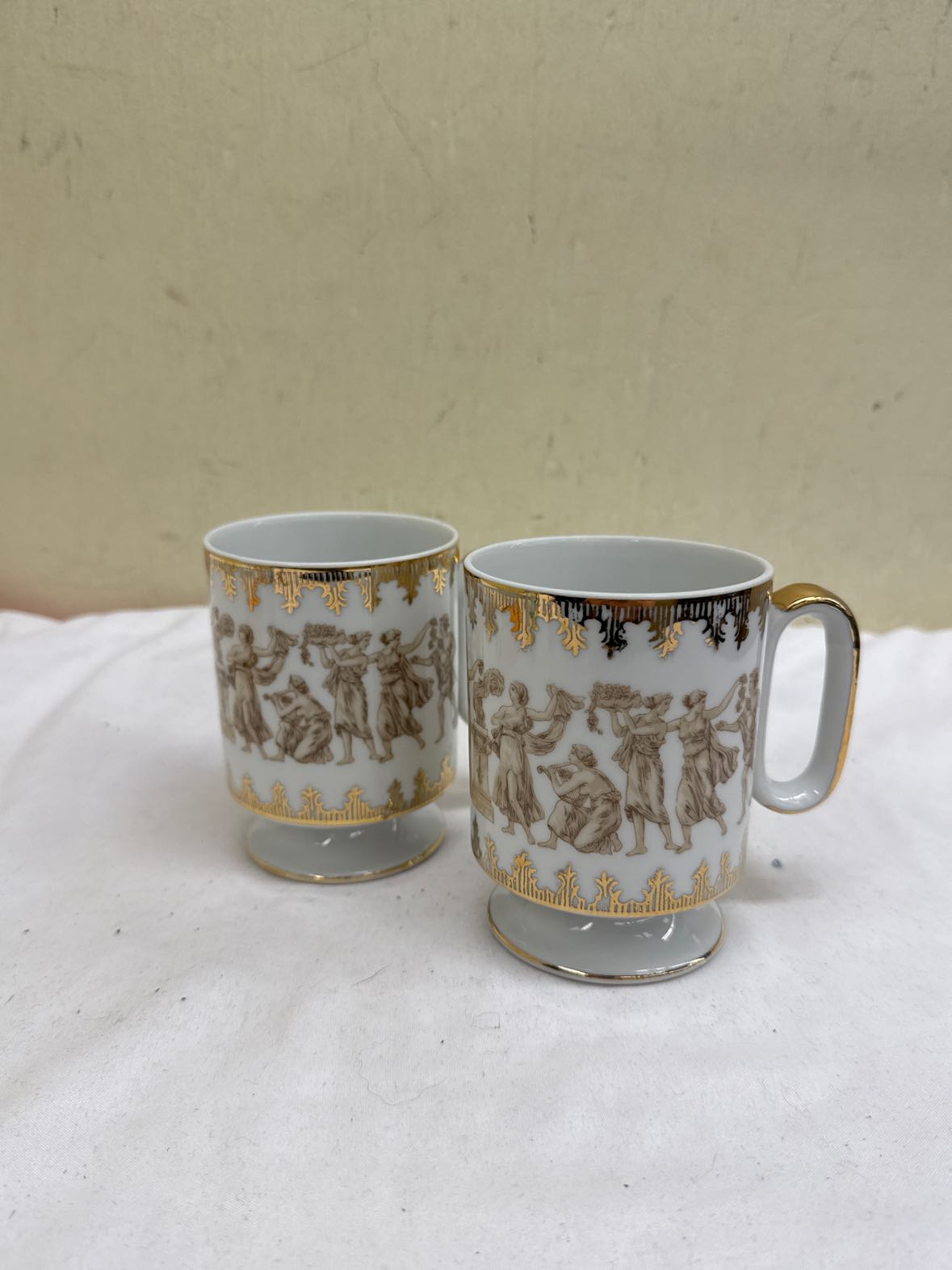 2PCS Arnart Smug Mugs Royal Crown Greek Classic Mugs