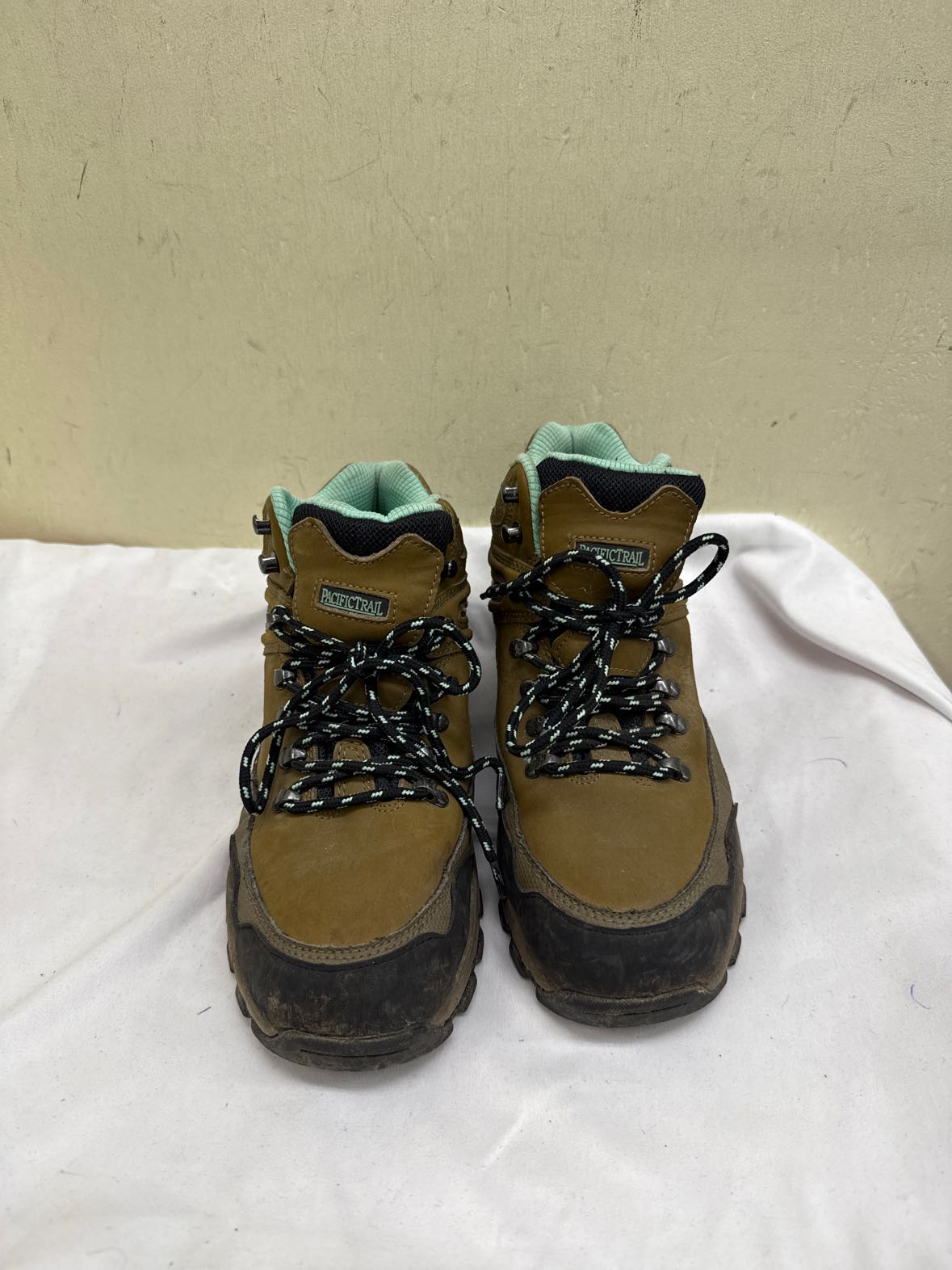 Pacific Trail Women's Size 8-1/2 Brown Boots Shoes