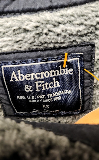 Abercrombie & Fitch Women's Size XS Gray Sweatshirt