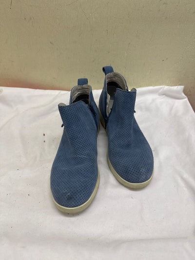 White Mountain Women's Size 8 Blue Boots Shoes