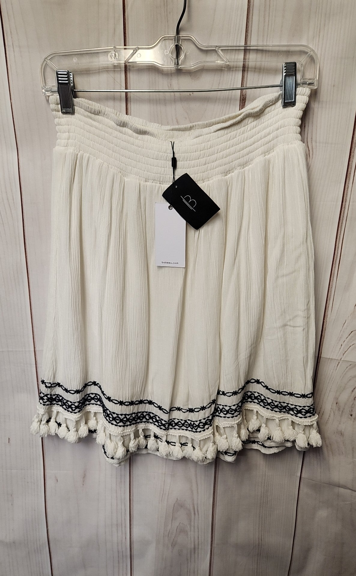 NWT Bobeau Women's Size M White Skirt