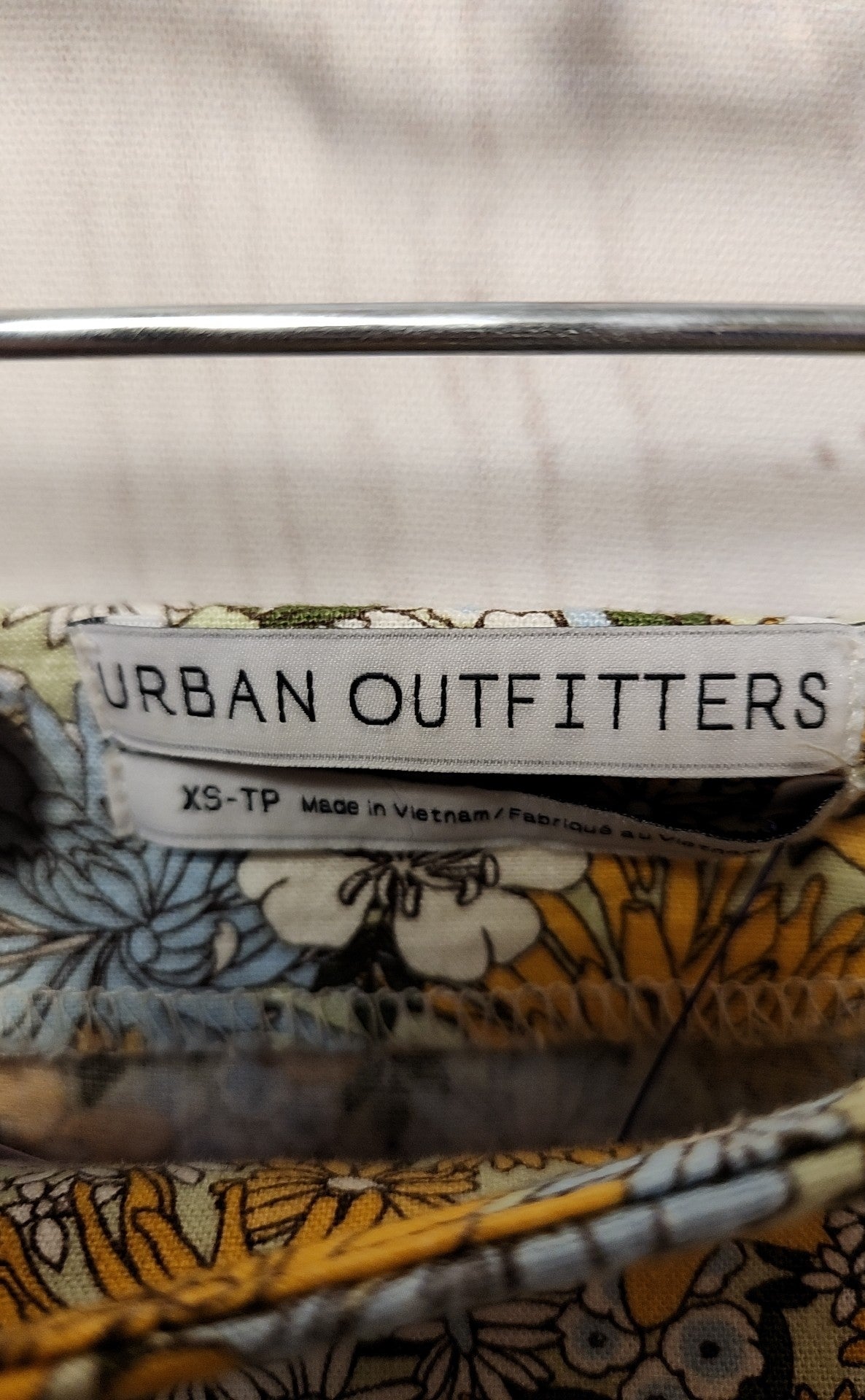 Urban Outfitters Women's Size XS Yellow & Blue Floral Skirt