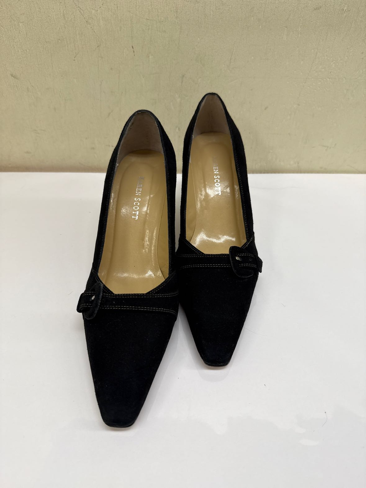 Karen Scott Women's Size 6-1/2 Black Pumps