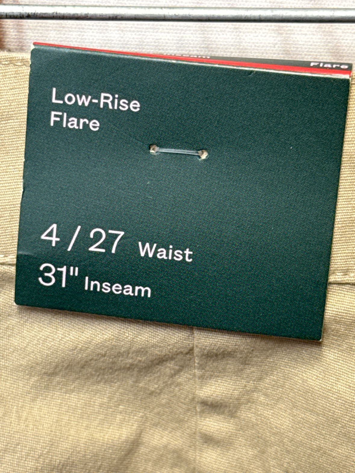 NWT Wild Fable Low-rise Flare Women's Size 4 Beige Pants