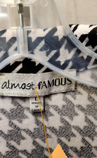 Almost Famous Women's Size L Black & White Dress