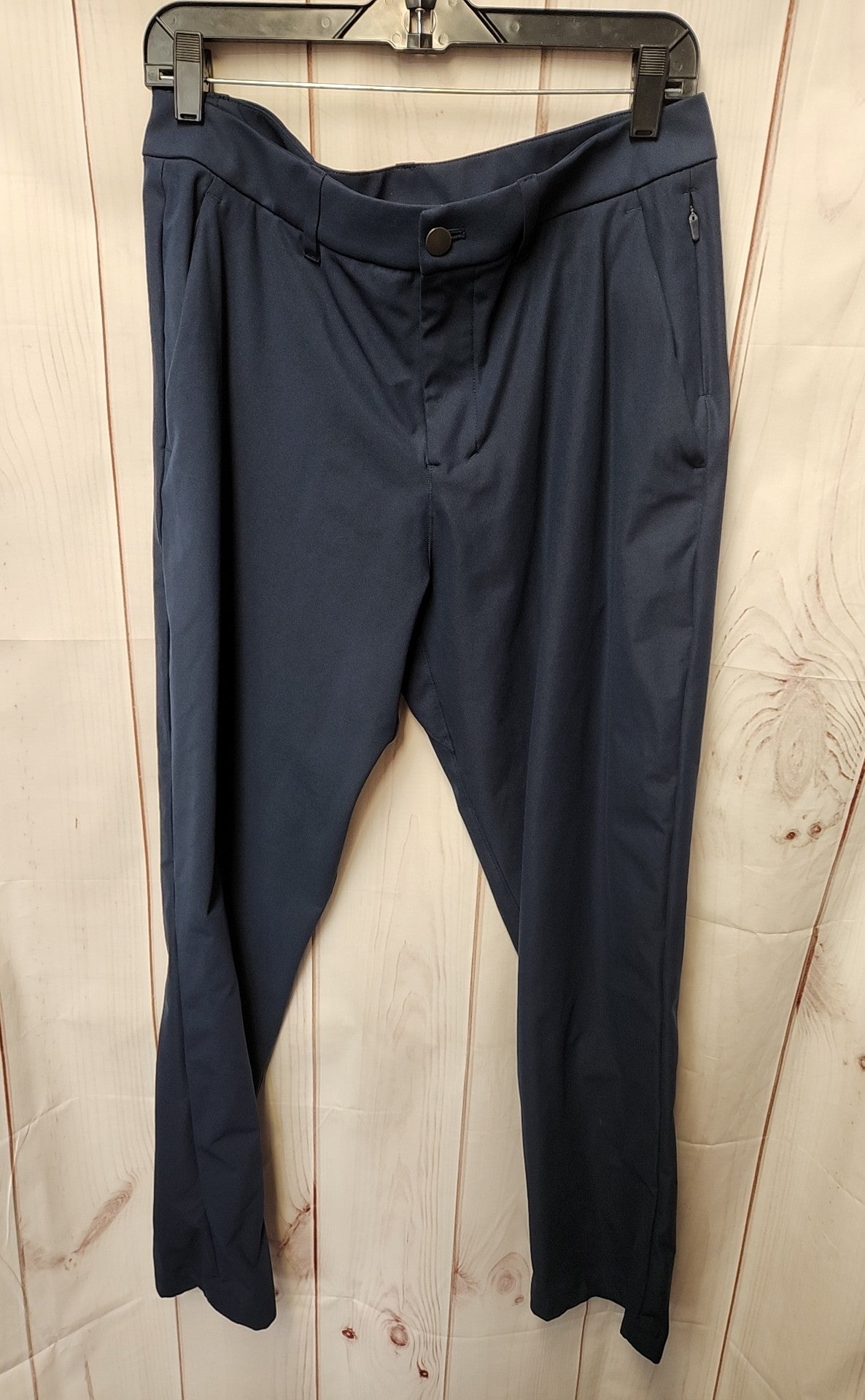 Lululemon Men's Size 32 Navy Pants
