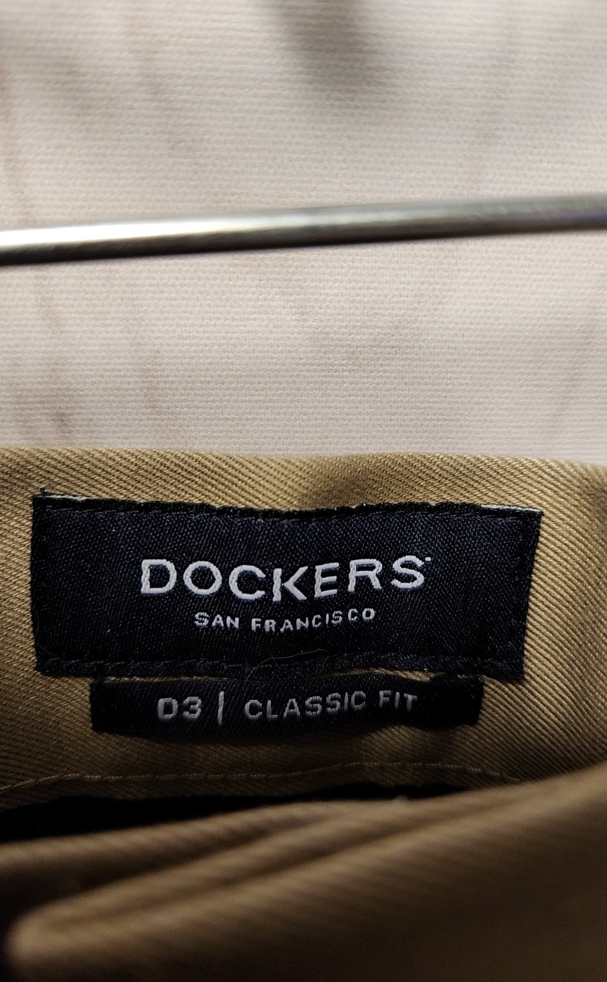 Dockers Men's Size 31x30 Tan Pants
