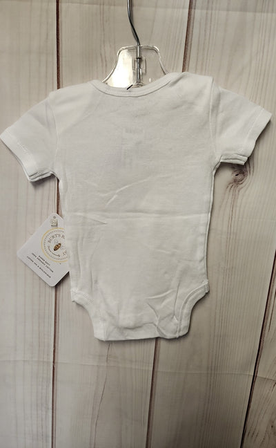 NWT Burt's Bees Boy's Size 0-3 Months White Pajamas