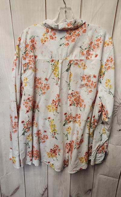 St Johns Bay Women's Size 3X White Floral Long Sleeve Top