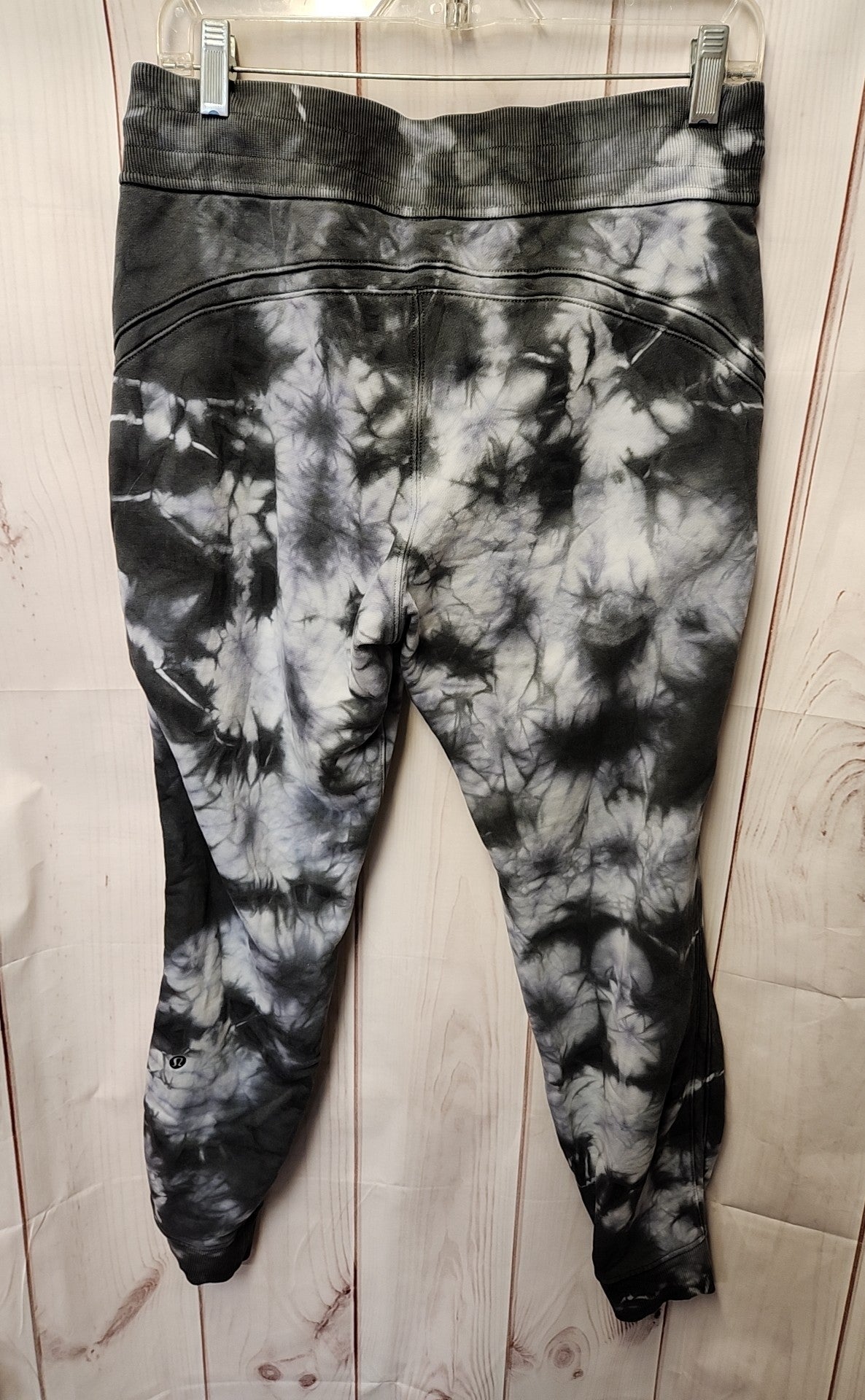Lululemon Women's Size 10 Gray Tie Dye Sweatpants