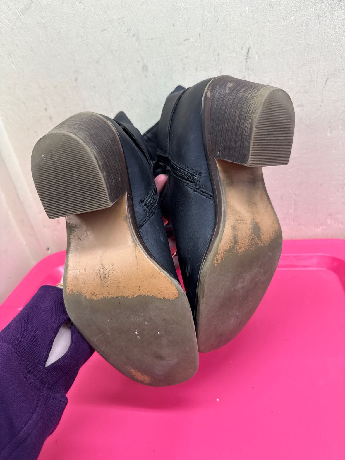 Xoxo Women's Size 9-1/2 Black Boots