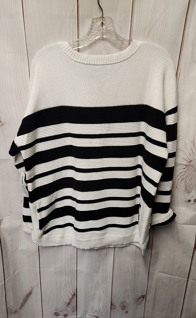 NWT Chico's Women's Size 3 = US XL White & Black Sweater